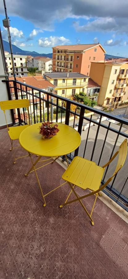Pollino Guest House 卡斯特罗维拉里 外观 照片